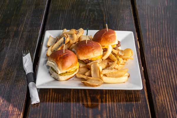 Black Angus Sliders (3)