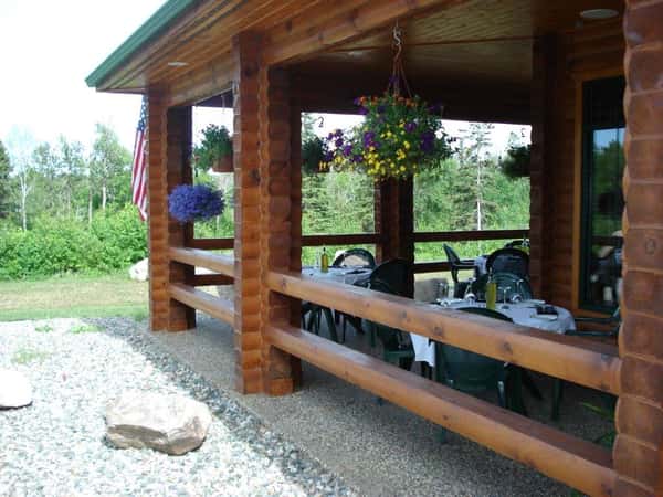 outside patio at The Boulders Restautrant