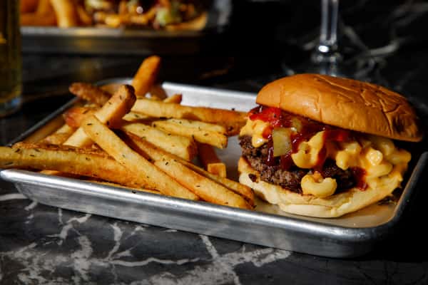 Mac & Cheese Smash Burger