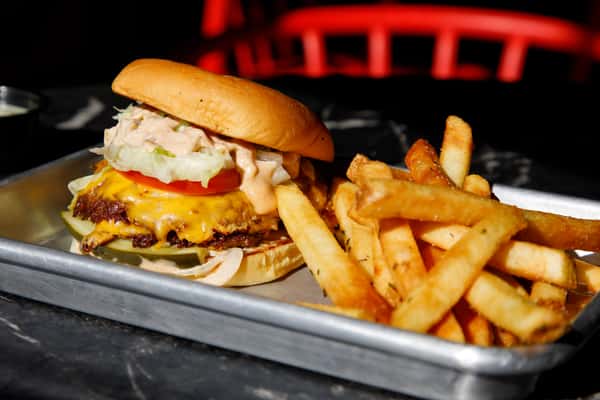 Classic Smash Burger