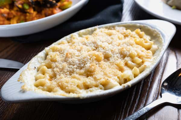 Mac & Smoked Gouda Cheese