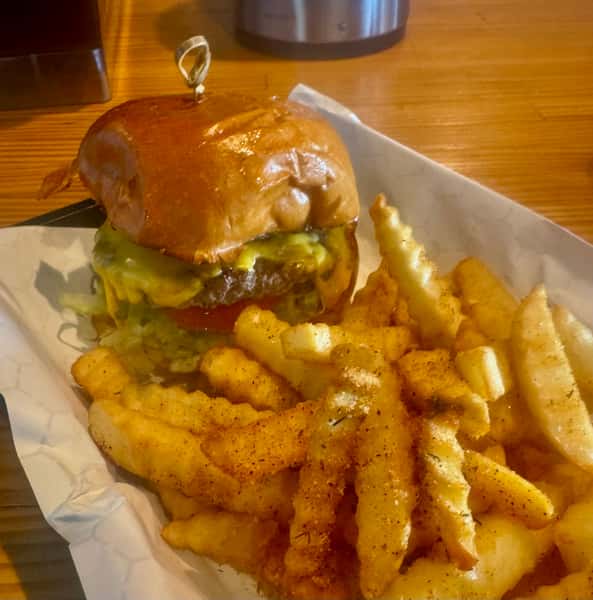 Classic Cheeseburger