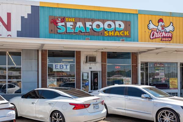 Exterior of Seafood Shack location