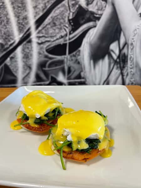 Eggs Benedict Florentine