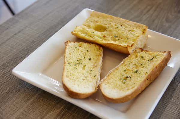 1/2 Order Garlic Bread
