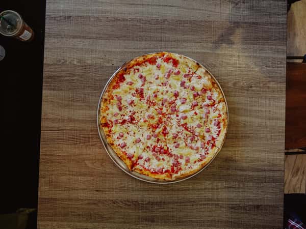 Hawaiian Pizza
