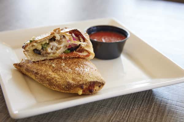 Deluxe Calzone