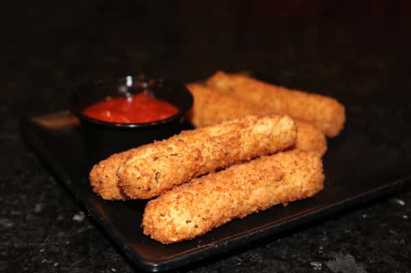 Fried Mozzarella Cheese Sticks