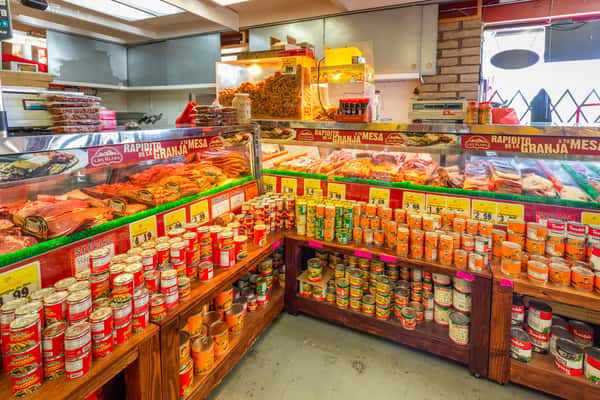 La Reyna Market supermarket