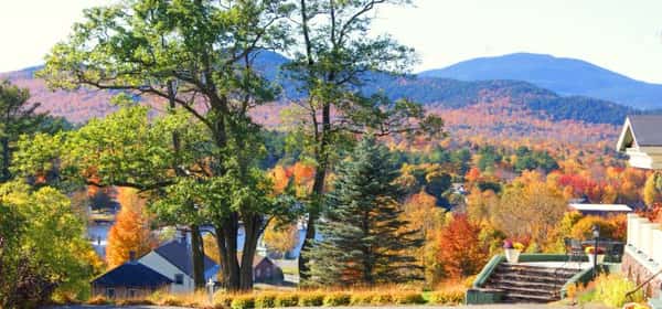 Pine Cone Cottage in the fall