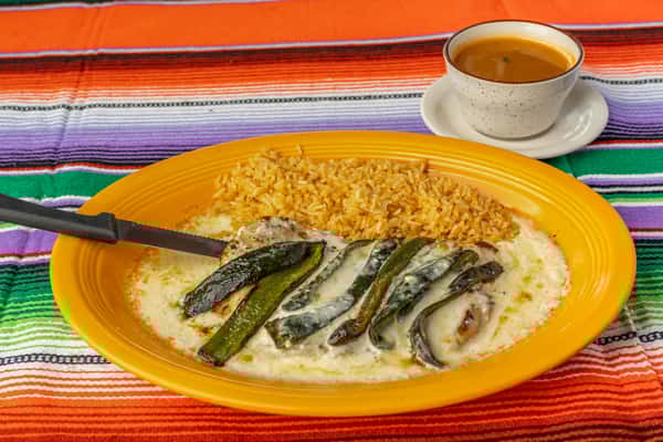 Pollo con Rajas