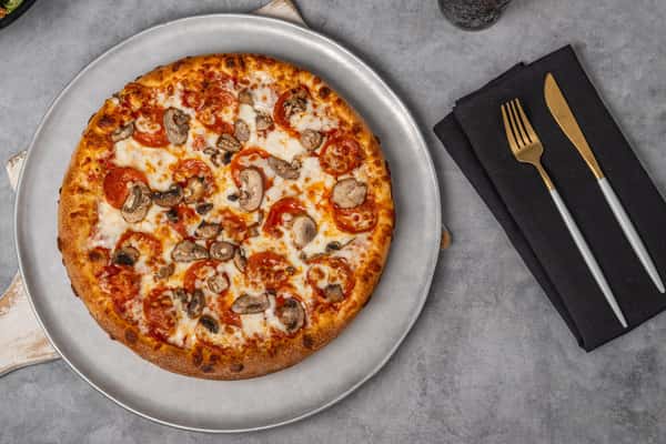 Pepperoni Mushroom Deep Dish Pizza