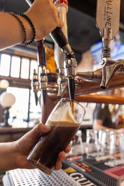 Guinness Pour