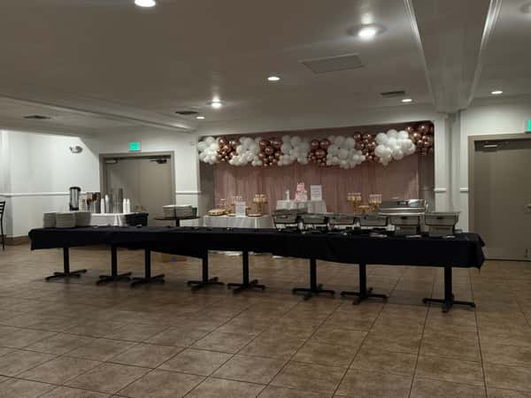 Banquet Table