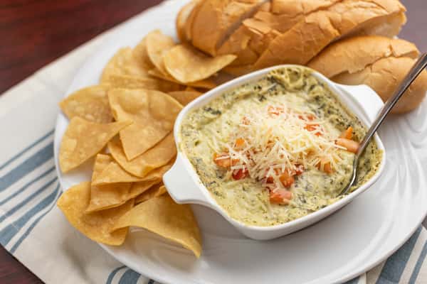 7. Spinach 'n Artichoke Dip
