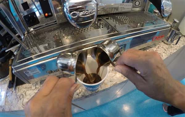 R_Coffee_Corner026