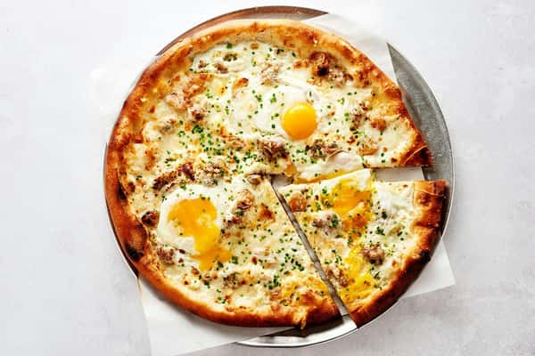 breakfast pizza