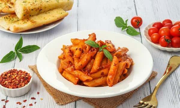 Penne Pasta with marinara sauce