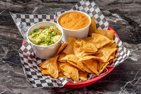 Chips & Guacamole