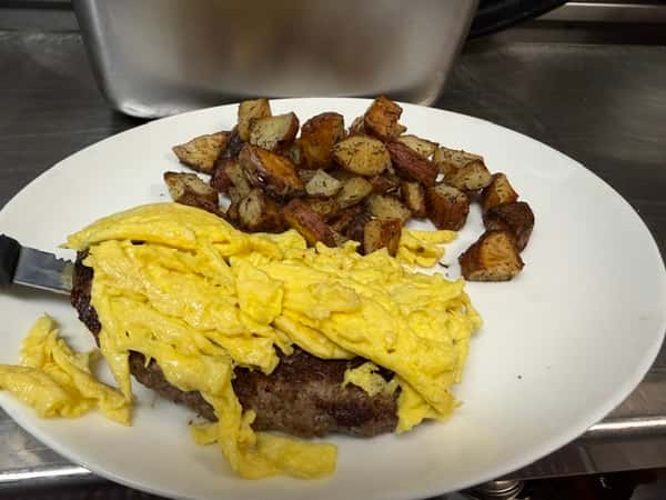 Chopped Steak n' Eggs*