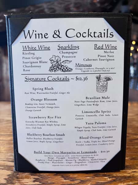 Spring is in the air! 🌸🍃We're excited to announce our spring specials, available now through May 31st! Savor our house made spinach artichoke dip, fish fry, and honey mustard Sriracha sauce special 🍯Don't miss our refreshing spring cocktails 🍹 Be sure to check our weekly deals and specials!