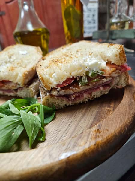 Steak sandwich