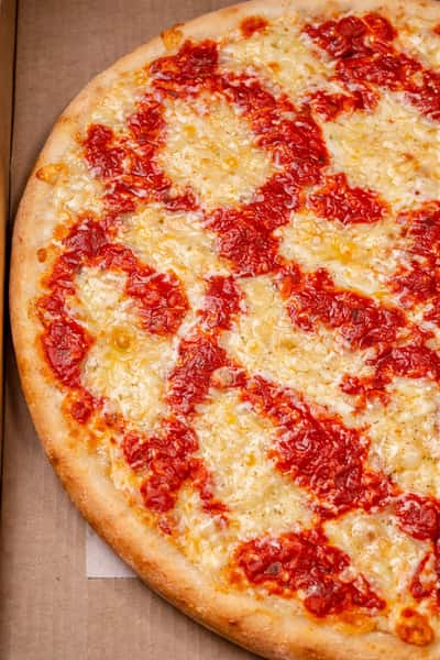Maggie Red Top Pizza