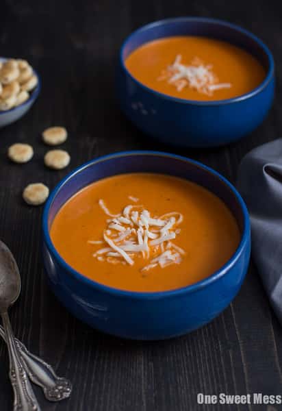 Roasted Red Pepper Gouda Bisque