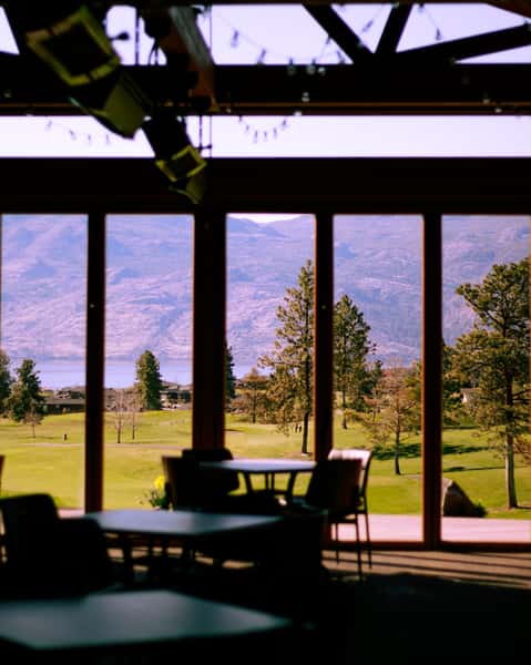 A little chill in the air just makes the Summerhouse cozier. ☕
Covered, heated, and one of our favourite places to enjoy a meal at 19 Okanagan.

 #dine19 #19okanagangrill #dineoutkelowna #visitkelownabc #visitwestside