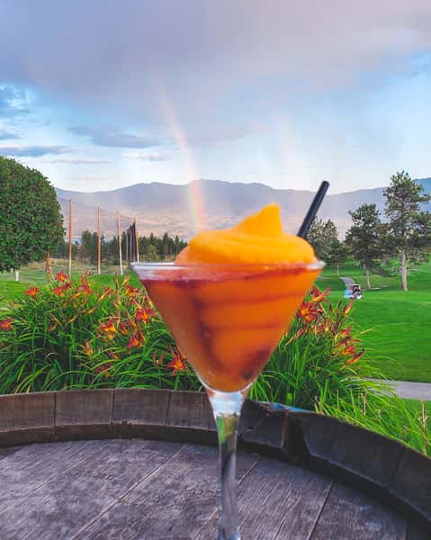19 OKANAGAN PEACH BELLINI