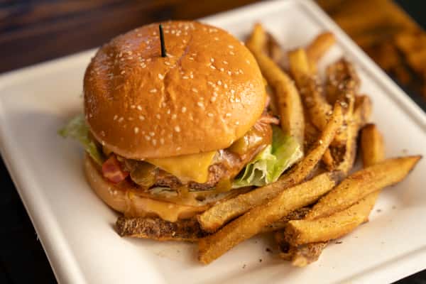 Green Chile Cheeseburger