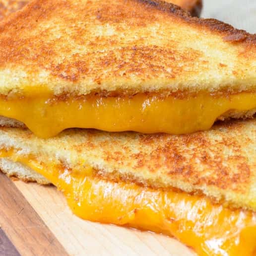 Kids Meal - Grilled Cheese Sandwich, Small Fries, Small Drink