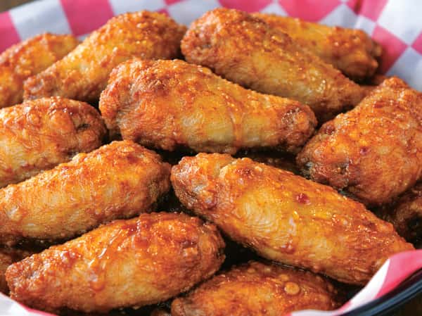 Hot Honey Wings (12 Piece Traditional)