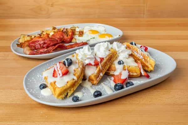 Tres Leches Maiz Waffle