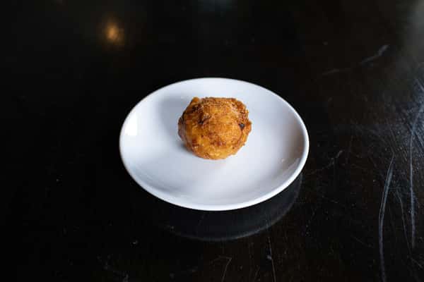 Single Clam Cake