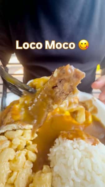 Waiting on the weather to catch up with my cravings 🍂
Loco Moco is Hawaiian comfort food at its best 🤎 A warm bed of rice topped with juicy hamburger patties, eggs with the perfect runny yolk, all covered with rich brown gravy. Savory and hearty, Loco Moco has that home cooked, heart-warming kind of comfort, even if it’s not even cool outside yet! 🍳
With football back and fall weather getting closer, comfort food season is officially here in Waco. 💚💛🏈
How does Loco Moco rank in your fav L&L plates?
🌺 L&L Hawaiian BBQ
🍽️ Big Plates 💥 Bold Flavors
📜 Since 1952
📍Downtown Waco
📲 254-296-4516