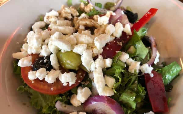 Greek Salad with Chicken