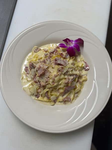 Fettuccine Carbonara