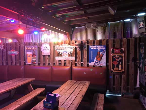old woodys