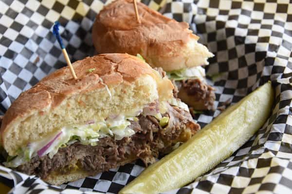 Add Roast Beef brings rich, slow-cooked flavor and a hearty finish that turns every bite into something extra satisfying. Tender, savory, and made for serious cravings, Add Roast Beef is a simple way to go bigger on flavor at Knuckle Sandwiches 🥪🔥

#KnuckleSandwiches #AddRoastBeef #RoastBeef #FlavorUpgrade