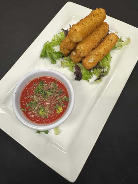 Fried Mozzarella Cheesesticks