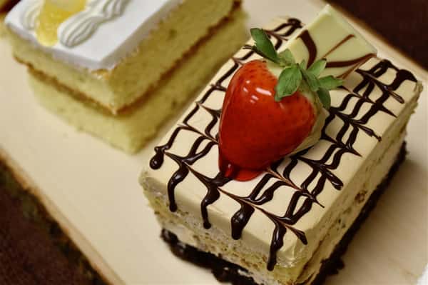 tres leches cakes