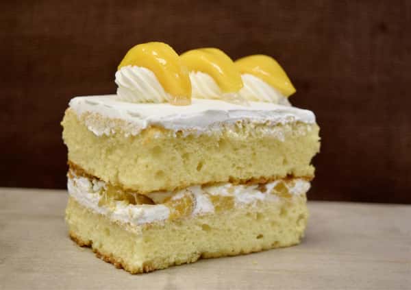 Pineapple Mermelade tres leches cake