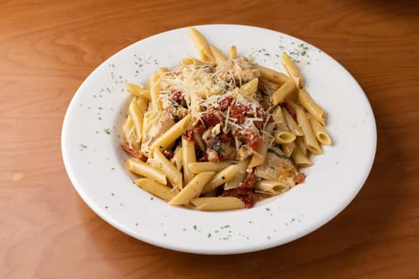 Lunch Pasta Cannataros