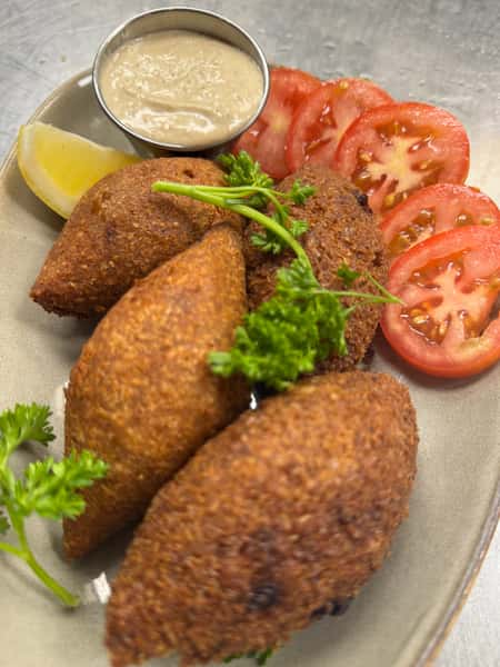 Fried Kibbeh ( 4 pc )