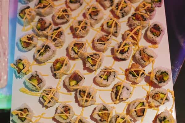 sushi rolls with chipotle mayo drizzle