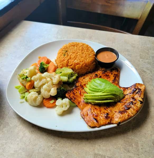 rice, meat, veggies, avocado, meat