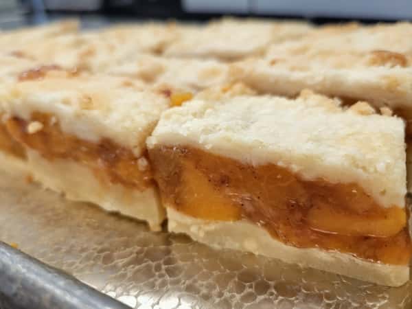 Peach Crumble Bar
