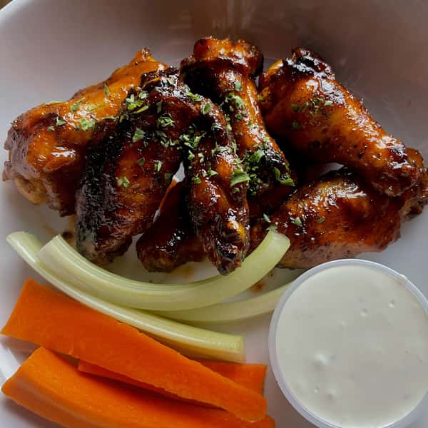 CHICKEN WINGS