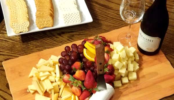 Cheese & Cracker Tray